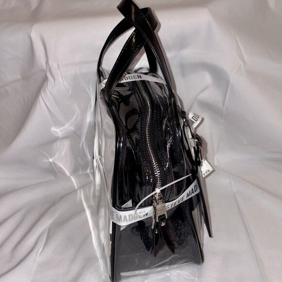 Steve Madden 4 Pc Gift Set: Earmuffs, Clear Tote, Luggage Tag, Tumbler w/ Straw - Picture 4 of 5